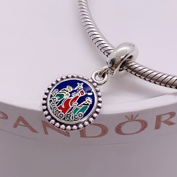 Pandora Puerto RicoThree Kings Exclusive Charm - Picture 1 of 2